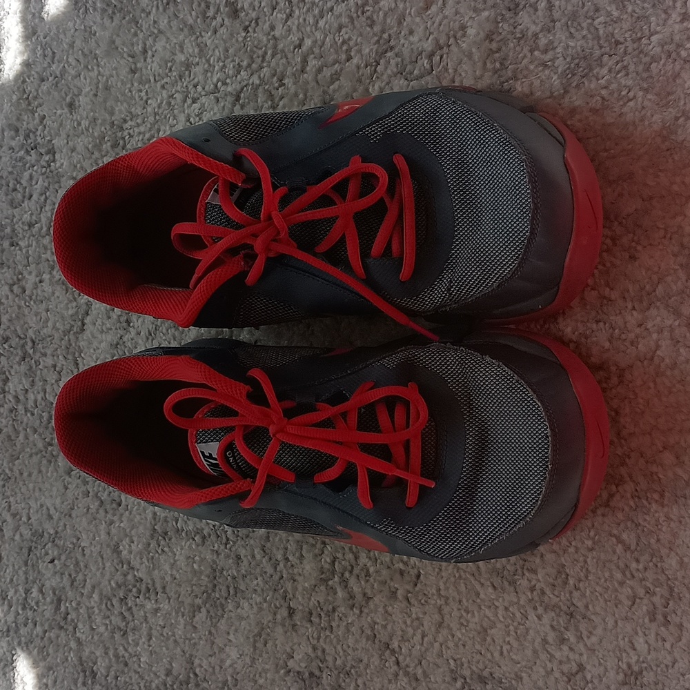 Men's Tennis Shoes